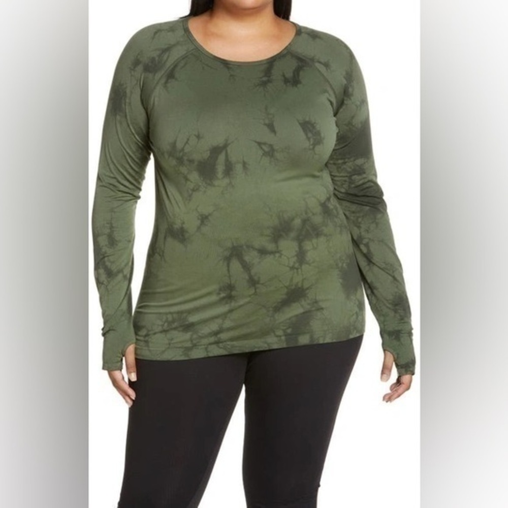 ZELLA Long sleeve activewear shirt in Green mountain NWT